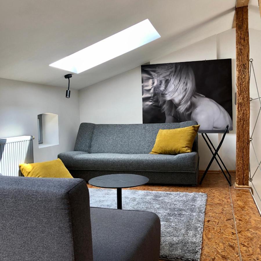 Apartamenty Stara Winiarnia Валч Экстерьер фото