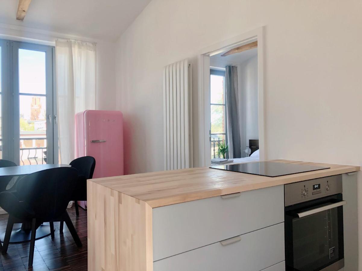 Apartamenty Stara Winiarnia Валч Экстерьер фото