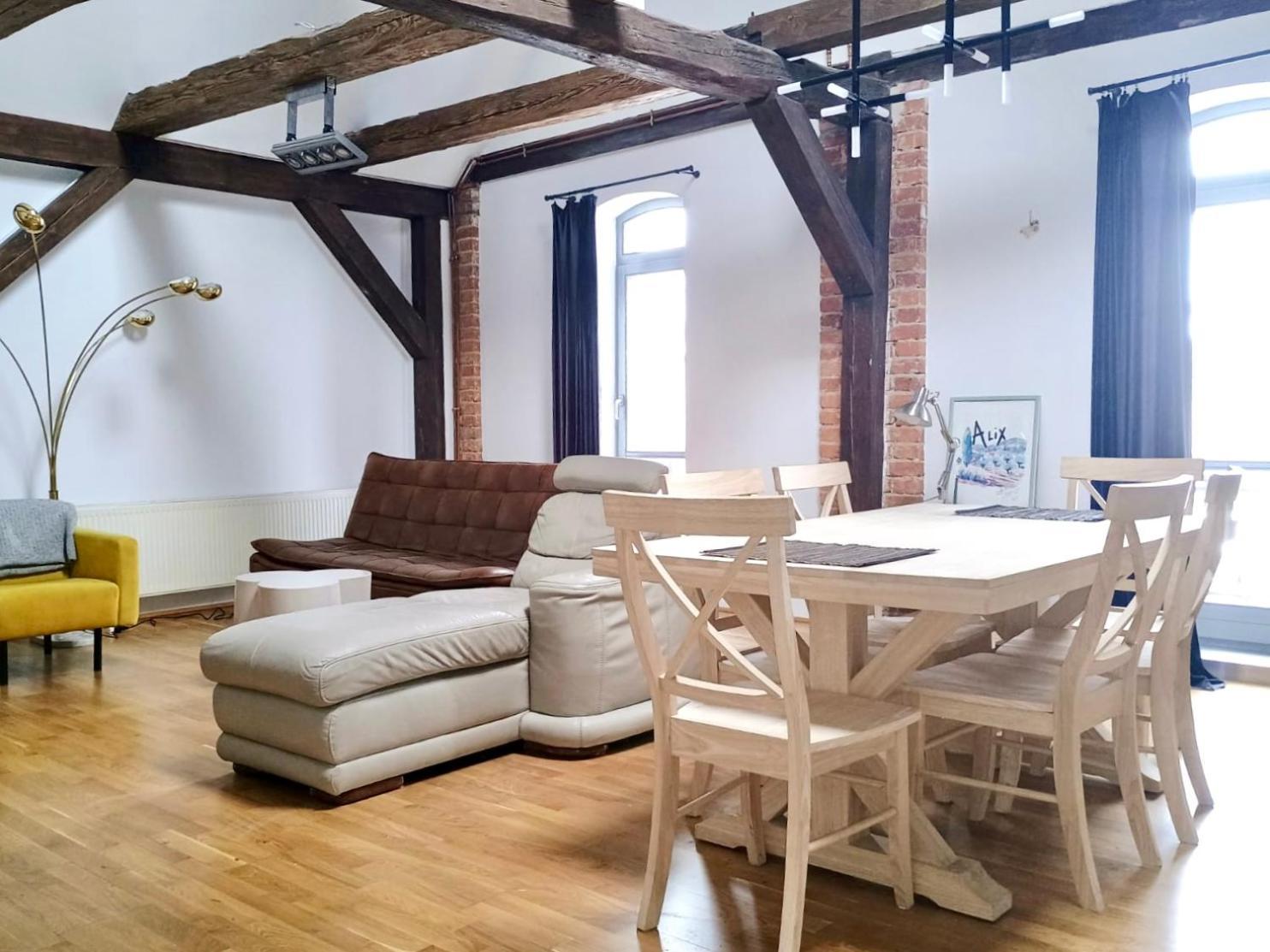 Apartamenty Stara Winiarnia Валч Экстерьер фото